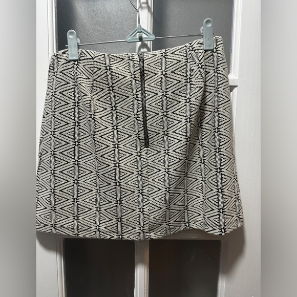 Topshop Stretch Aztec Tribal Print Mini Skirt - Picture 2 of 3